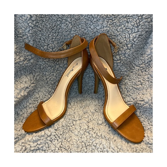 Lulus Women’s 8.5 Anne Michelle Enzo 01N Chestnut Brown Single Strap Heels. - Picture 4 of 16